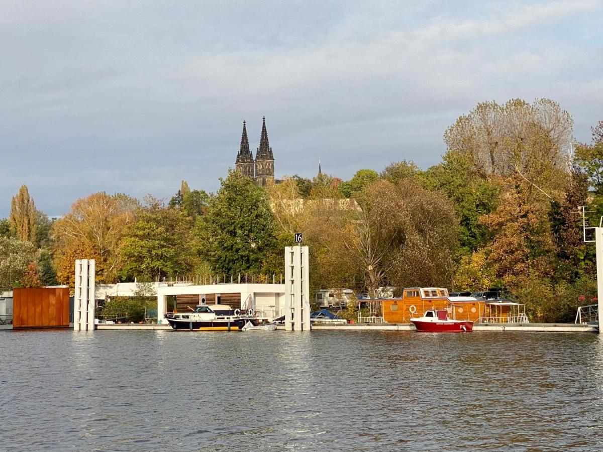 Houseboat Ginger Prague Hotel Kültér fotó